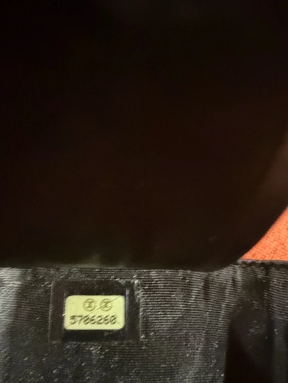 CHANEL Black Caviar Leather Key & Card Holder - Picture 3 of 8